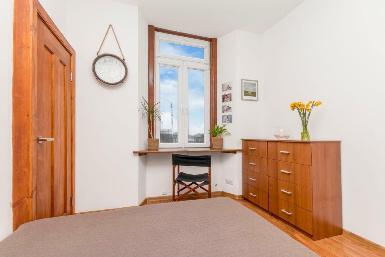 Beautiful Holyrood Park Apartment Edinburgh Ngoại thất bức ảnh