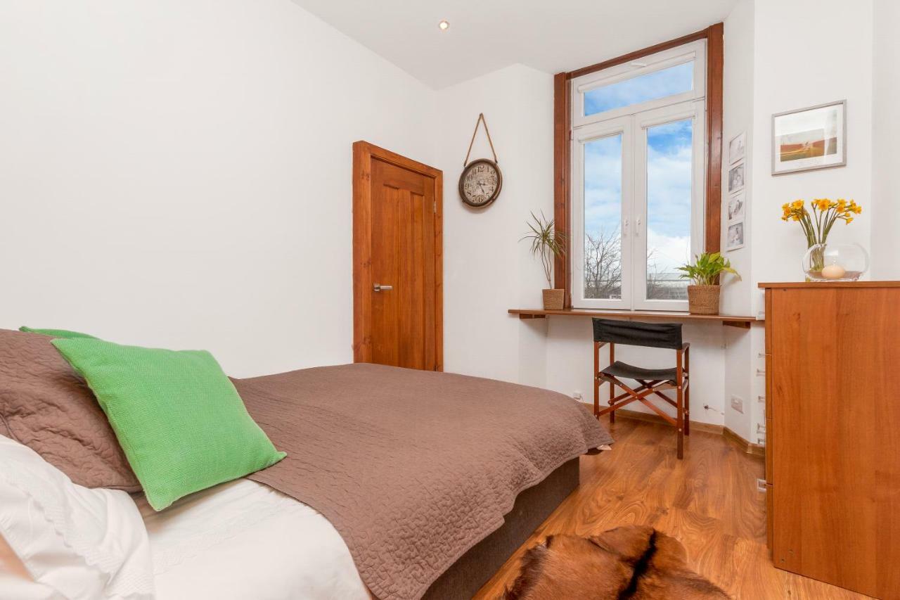 Beautiful Holyrood Park Apartment Edinburgh Ngoại thất bức ảnh